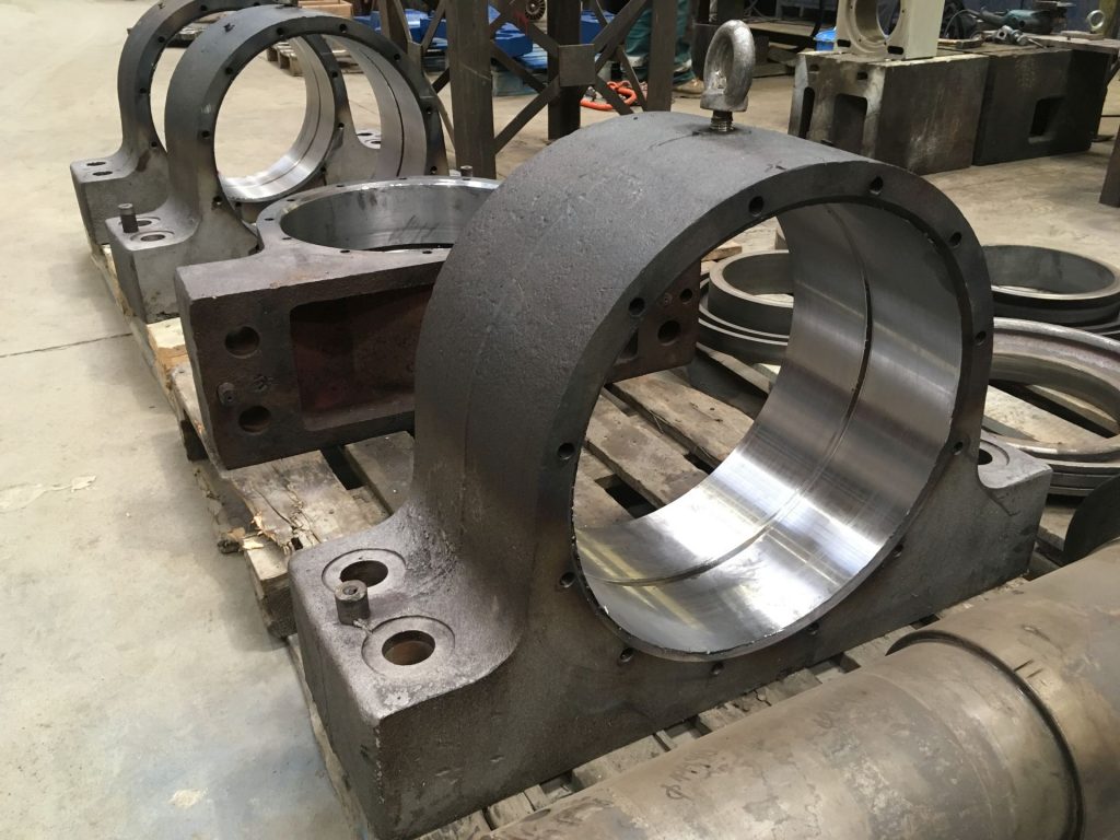 Repair of rotors and cases of Hammer crusher with rollers, KDV 1137 series