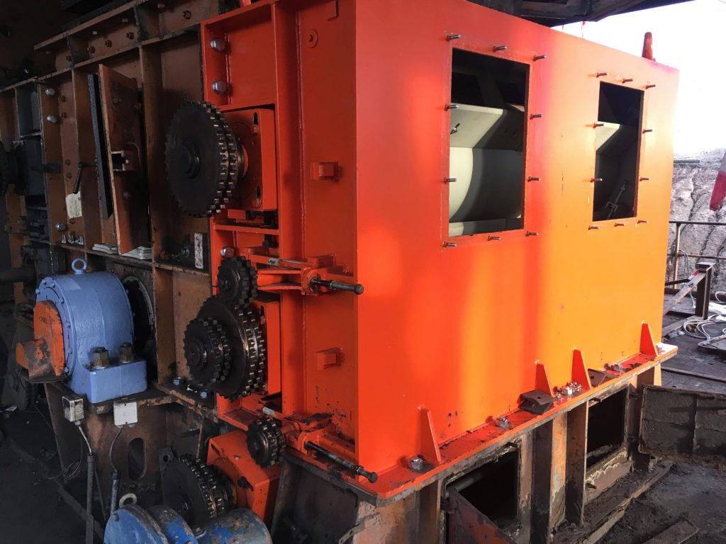 SERVICE, ROTOR AND CASE REPLACEMENT OF HAMMER CRUSHER KDV 1137