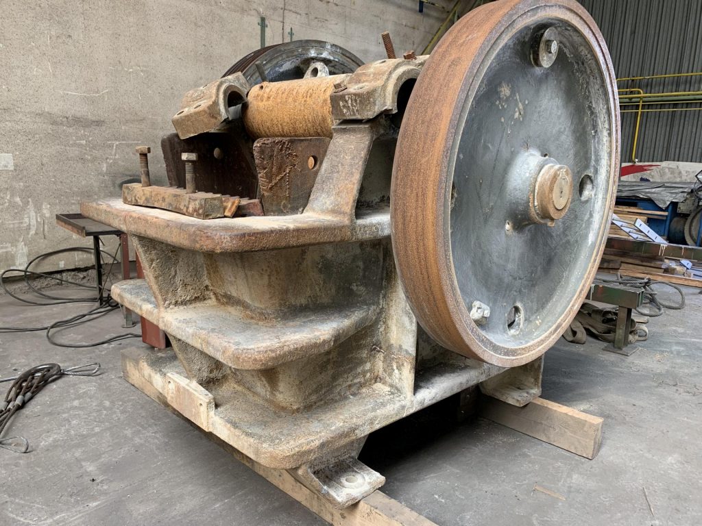 GENERAL REPAIR OF DOUBLE TOGGLE JAW CRUSHER V6 – 2N