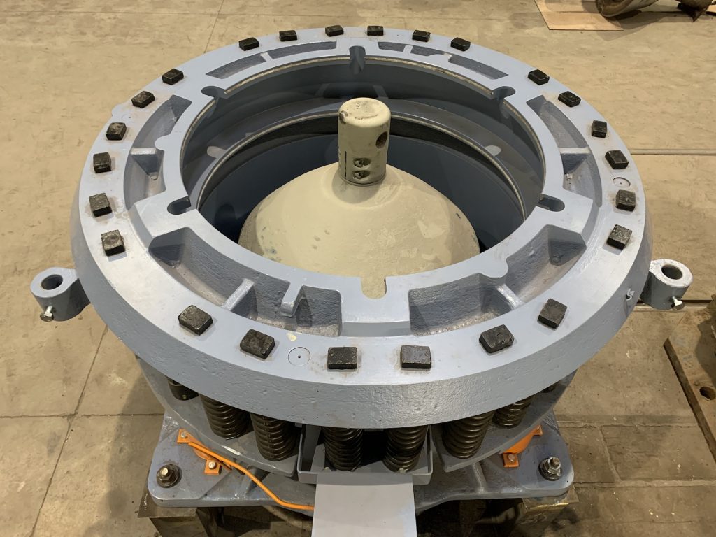 GENERAL REPAIR OF DKT 900 CONE CRUSHER